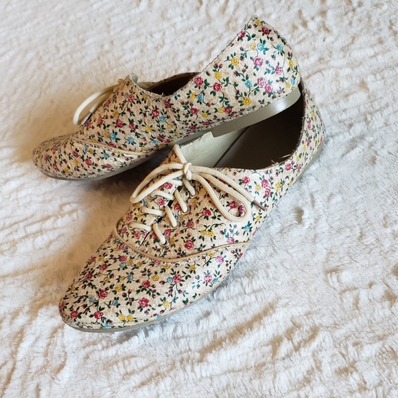 Forever 21 Shoes - Forever 21 Floral Shoes